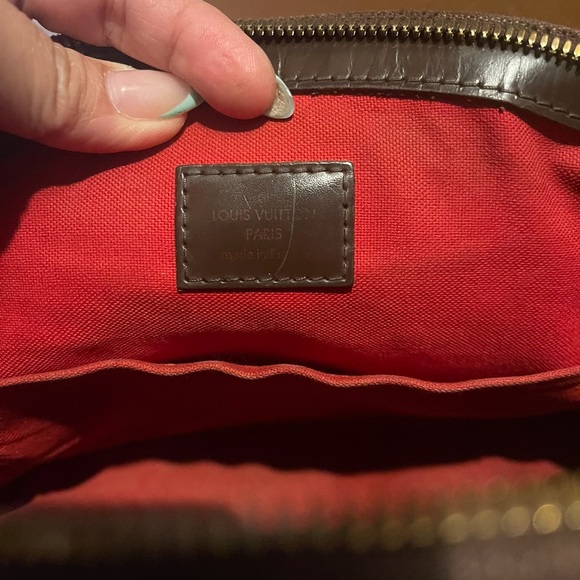 Authentic LOUIS VUITTON shoulder bag . - Picture 5 of 8